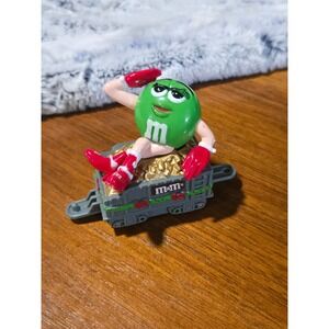 M&M's Christmas Train Car‎ Green M&M Figure Holiday Toy Wagon Collectible
